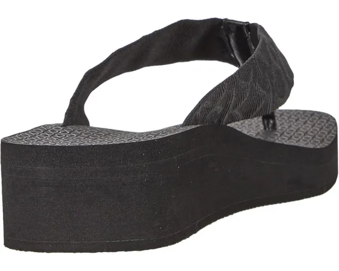 Босоножки Calvin Klein Meena с логотипом и амортизированной стелькой