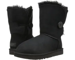 Сапоги UGG Bailey Button II из овчины с подошвой Treadlite и деревянной пуговицей
