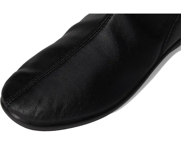 Ботинки Arcopedico Zion с боковой молнией и поддержкой свода стопы