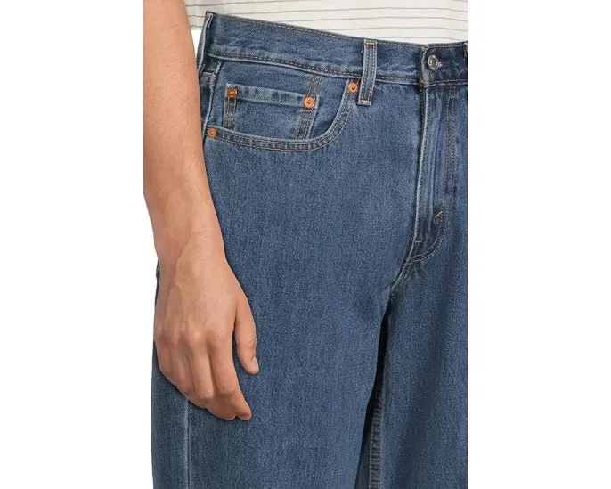 Джинсы Levi's 550 Relaxed Fit с прямым кроем и зауженным низом