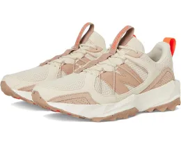 Кроссовки New Balance Tektrel с цветными блоками и петлями для удобства