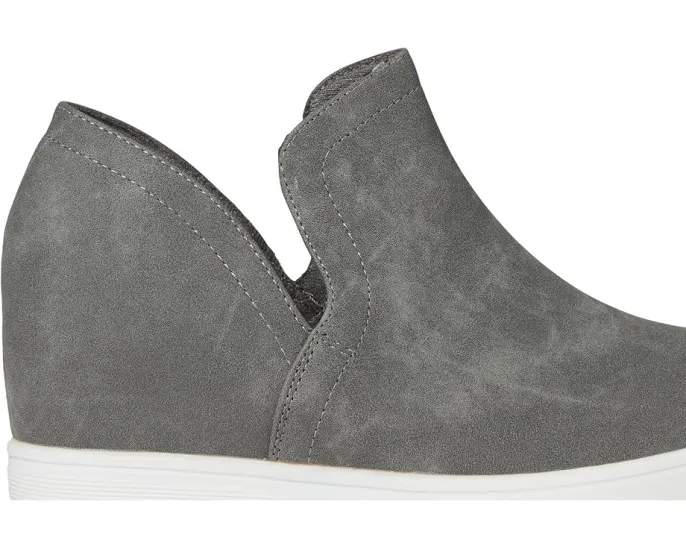 Кроссовки Cardi от Journee Collection на скрытом клиновидном каблуке