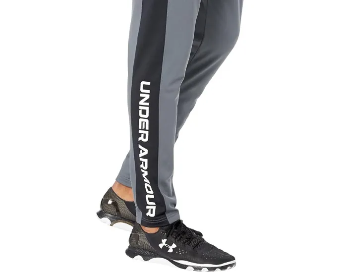 Брюки Under Armour Brawler с флисовой подкладкой и эластичным поясом на шнурке