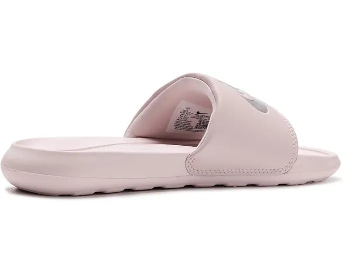 Сланцы Nike Victori One Slides с анатомической стелькой и мягкой пеной
