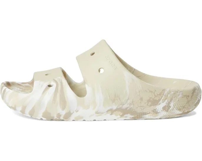 Классические сланцы Crocs с мраморным рисунком и двойными ремешками