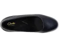 Туфли-лодочки Clarks Shaya Poppy с квадратным каблуком и миндальным носком