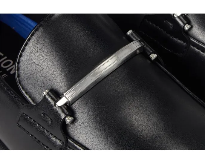 Лоферы Kenneth Cole Armand с фурнитурой и съемной стелькой EVA