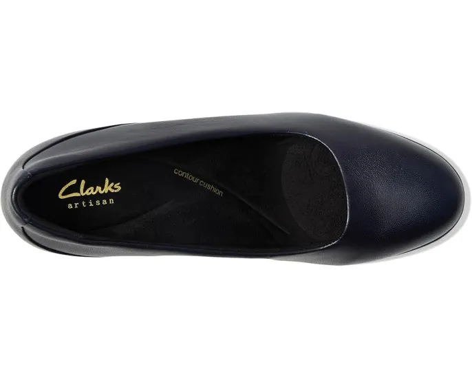 Туфли-лодочки Clarks Shaya Poppy с квадратным каблуком и миндальным носком