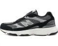 New Balance 603 кроссовки в футуристическом стиле