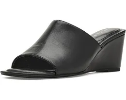 Сандалии Anne Klein Charisma на устойчивом каблуке