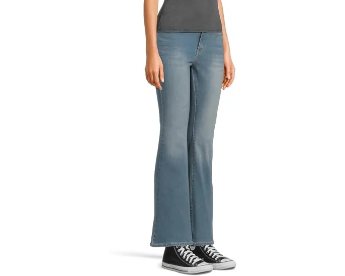 Джинсы Levi's 726 High-Rise Flare с завышенной талией и расклешенным силуэтом