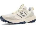 Трейловые кроссовки New Balance Tektrel с межподошвой DynaSoft и протектором AT Tread