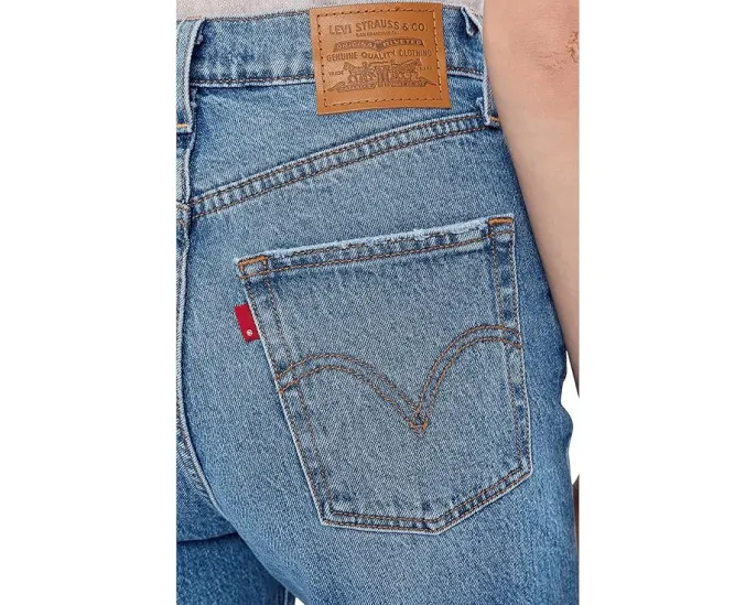 Кроп-джинсы Levi's Premium Ribcage с высокой посадкой и застежкой на пуговицы