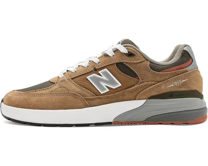 Кроссовки New Balance 933 Andrew Reynolds черные