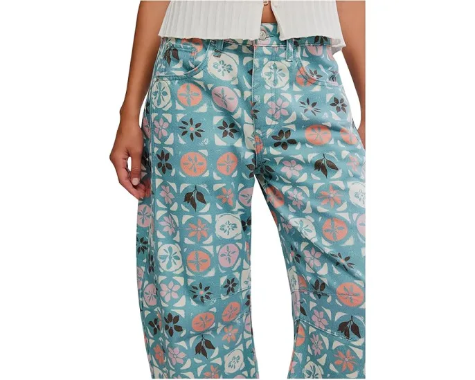 Джинсы Free People Good Luck Printed Barrel с расклешенным силуэтом