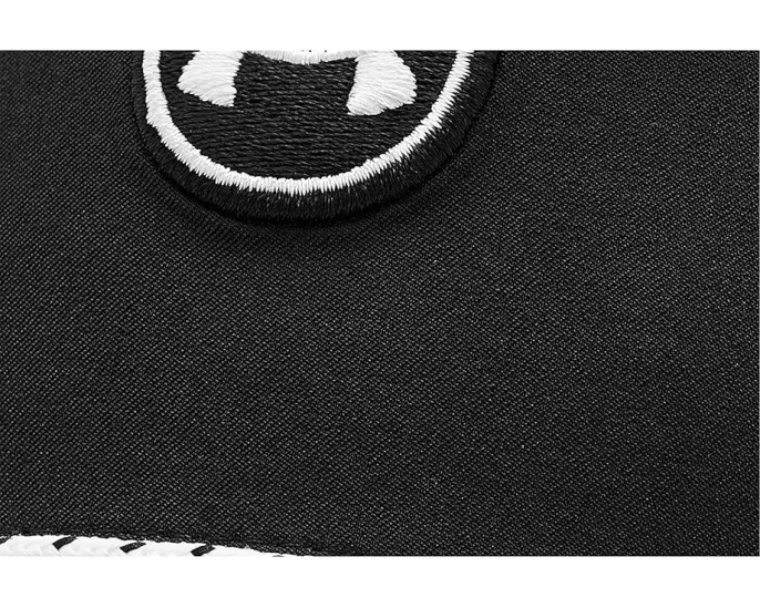 Бейсболка Under Armour Driver Snapback с сетчатой спинкой
