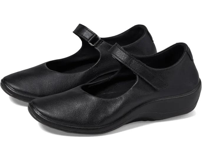 Балетки Arcopedico Thy с ремешком на липучке и стелькой Hybrid Air