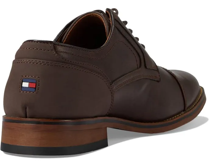 Оксфорды Tommy Hilfiger Banly с эффектом состаренной кожи и круглым носком