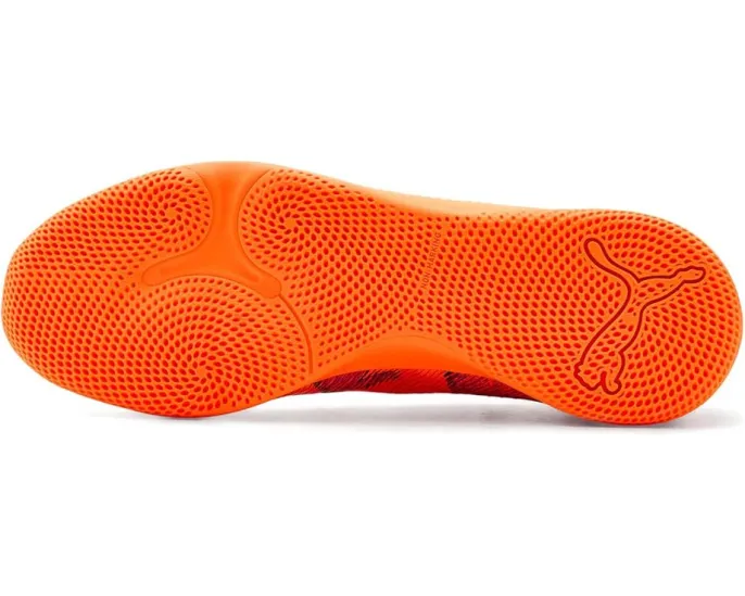 Футбольные бутсы Puma Future 8 Play для залов с искусственной кожей и язычком на липучке
