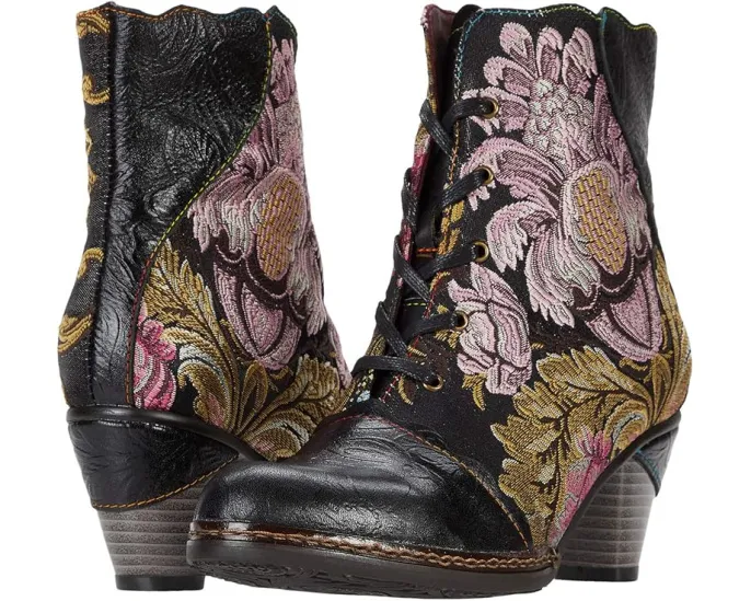 Ботильоны Siren с цветочной вышивкой и миндальным носком от L'Artiste by Spring Step