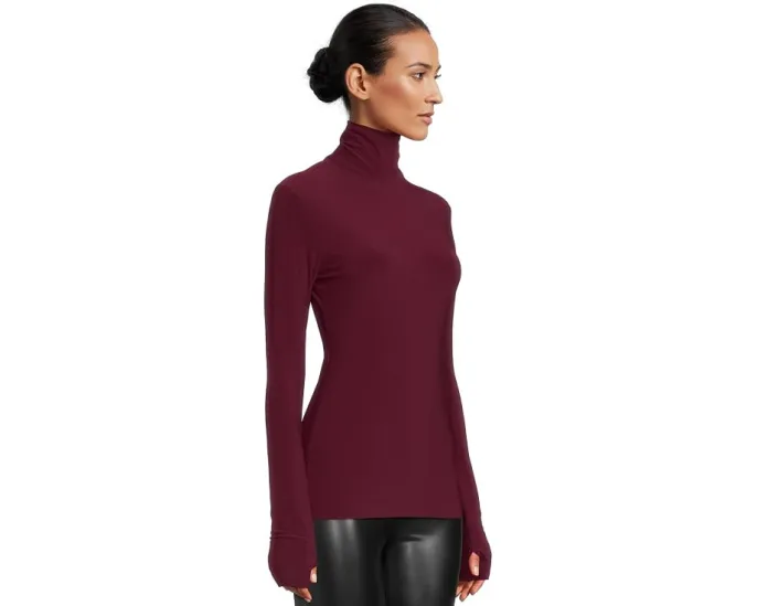 Norma Kamali Топ с длинным рукавом Slim Fit Long Sleeve Turtle Top с принтом и отверстиями для большого пальца