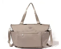 Сумка-тоут Baggallini Modern Avenue с рукавом для чемодана