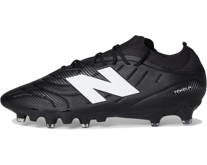 Футбольные бутсы New Balance Tekela Team Low Laced FG V5 для контроля и точности