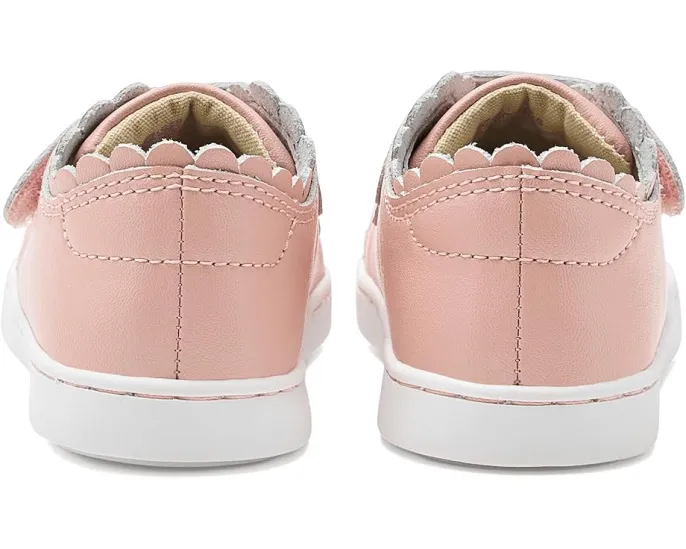 Детские туфли Caroline с фигурным краем и двойной липучкой