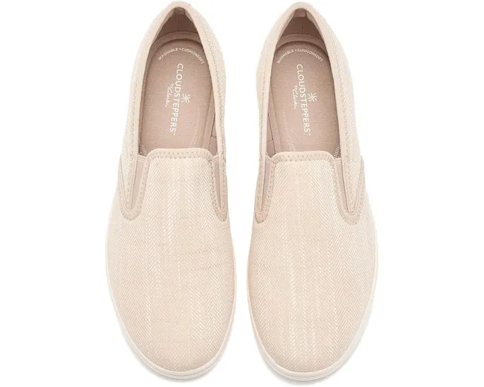Слипоны Clarks Breezesky Zoe с текстильным верхом и стелькой Cushion Soft
