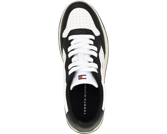 Кроссовки Tommy Hilfiger Dunner с перфорированным носком и классическим дизайном