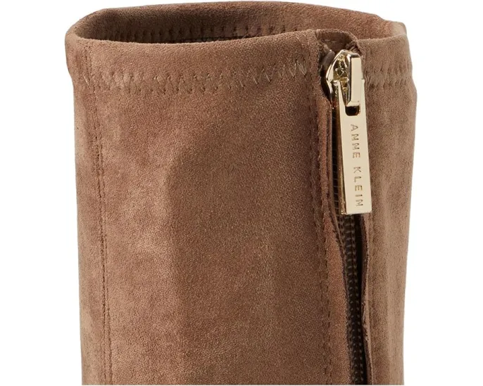 Ботильоны Anne Klein Iga на изящном каблуке kitten heel с технологией iFlex