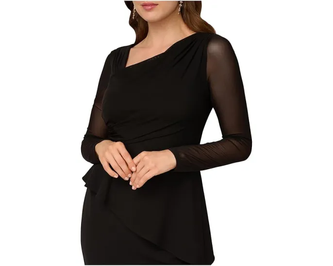 Платье Adrianna Papell из крепа с асимметричным вырезом и пеплумом