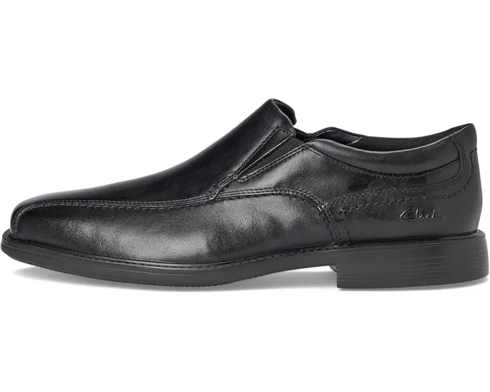Туфли Clarks DressLite Step без шнуровки с эластичными вставками