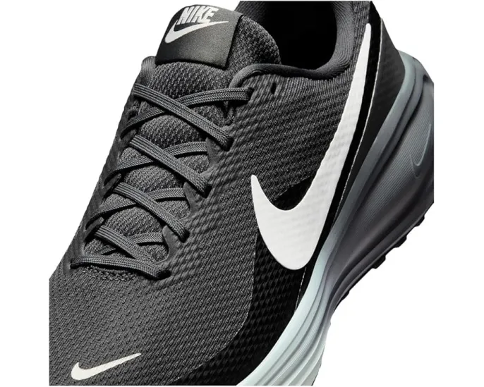 Nike Revolution 8 с мягкой амортизацией для начинающих бегунов