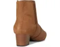 Ботинки Clarks Ellanie Vibe с заостренным носком и пеной Ultimate Comfort в стельке