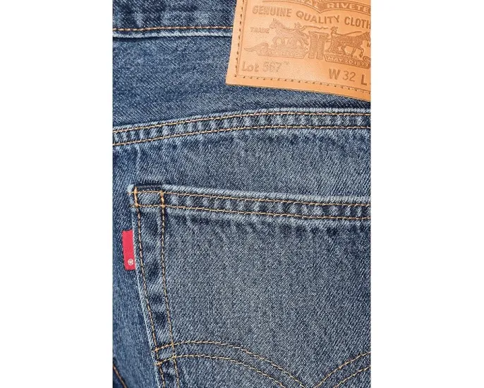 Джинсы Levi's Premium 567 Relaxed Flare с расклешенными штанинами