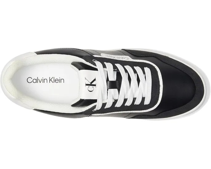 Кроссовки Calvin Klein Adryen с искусственным замшем и амортизирующей стелькой