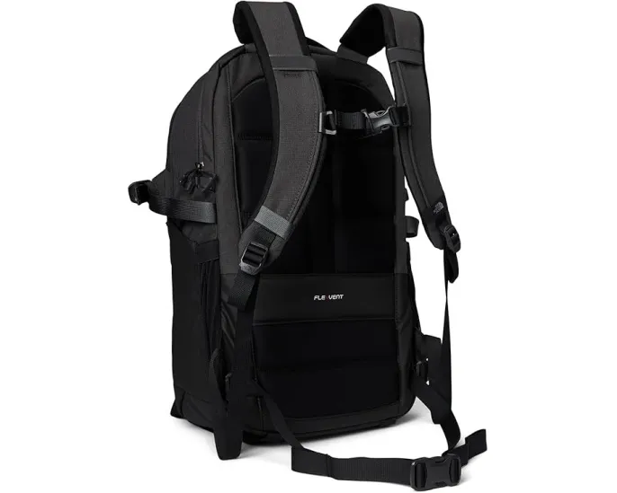 Рюкзак The North Face Router с отделением для ноутбука 17 дюймов и системой вентиляции