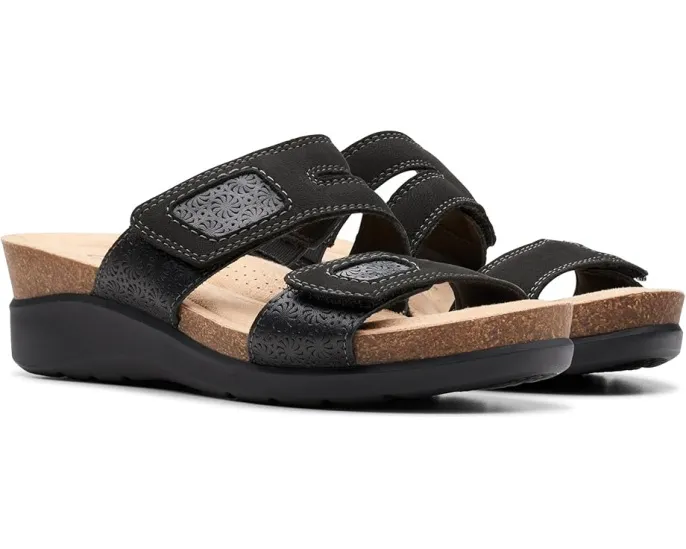 Босоножки Clarks Calenne Maye на микроклине с застежкой велькро