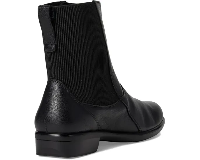 Ботинки Naot Bora до середины икры с молнией спереди