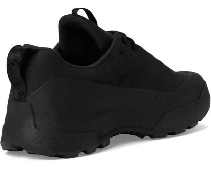Водонепроницаемые ботинки Arc'teryx Konseal GTX с мембраной GORE-TEX и подошвой Vibram XS Flash 2