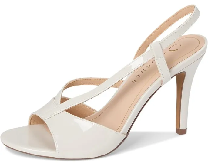 Сандалии Varra на шпильке с перекрестными ремешками от Journee Collection