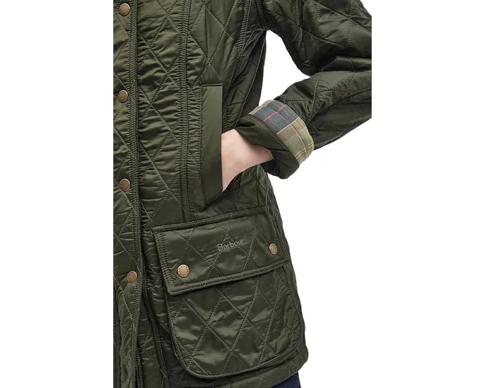 Стеганая куртка Beadnell Polarquilt с воротником и карманами от Barbour