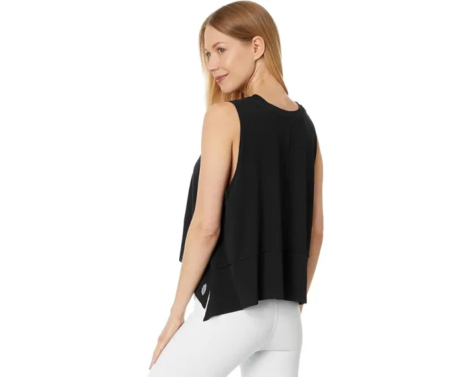 Топ Tempo Tank от FP Movement с дышащей тканью и высоко-низким подолом