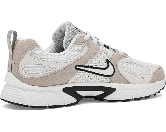 Кроссовки Nike V5 Rnr Suede с замшевым верхом для малышей