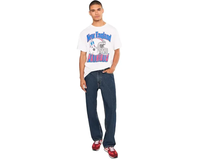 Футболка Junk Food Clothing NFL New England Patriots с ретро шлемом