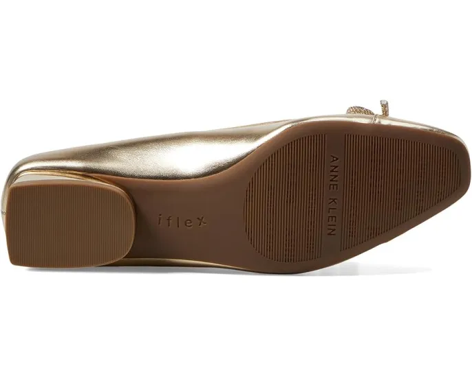 Балетки Cassidy с бантом из стразов от Anne Klein
