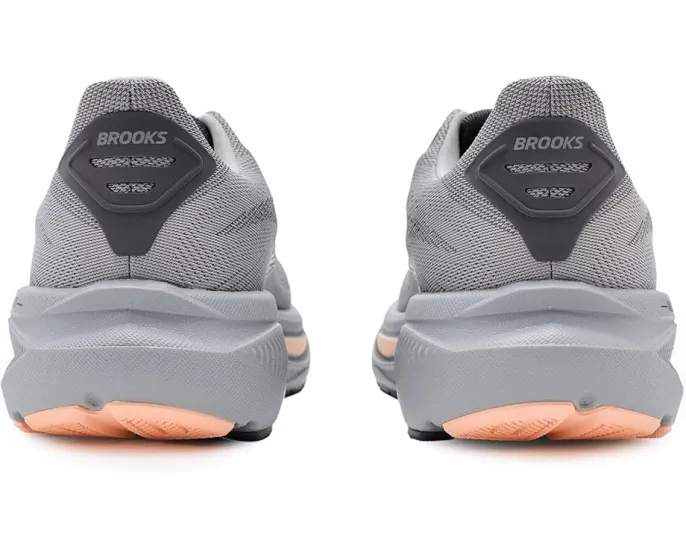 Кроссовки Brooks Ghost 17 с технологией DNA Loft V3 для плавного переката