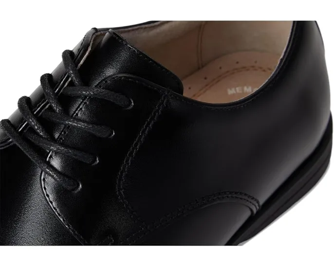 Детские оксфорды Reveal Cap Toe с велосипедным носком от Florsheim Kids