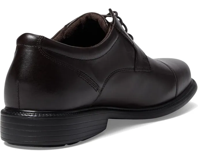 Оксфорды Charles Road Cap Toe от Rockport с гладкой кожей и амортизацией